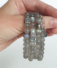 Load image into Gallery viewer, Labradorite AAA+ Silver 925 Bracelet for Women "The Guardian" - 8 mm