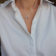 Load image into Gallery viewer, Elegant Red Garnet Silver 925 Necklace Pendant "Vitality"