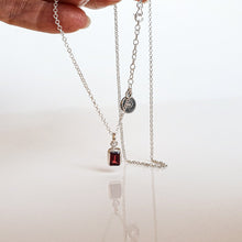 Load image into Gallery viewer, Elegant Red Garnet Silver 925 Necklace Pendant "Vitality"