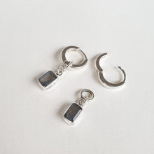 Load image into Gallery viewer, Elegant Silver 925 Earrings with High Grade Labradorite "The Guardian"