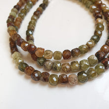 Load image into Gallery viewer, Green Garnet Silver 925 Necklace "Vital Thouhgts" - Petit Secret